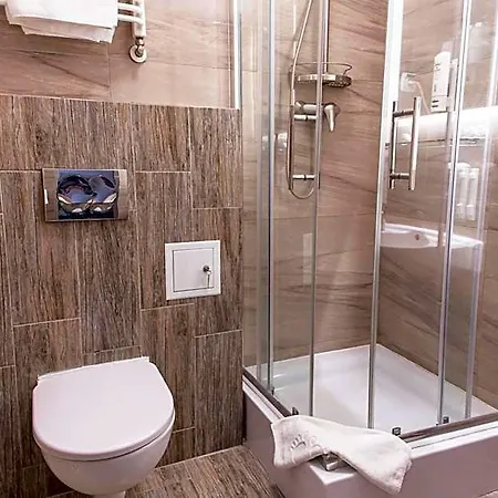 Gorecki Hotel 3*